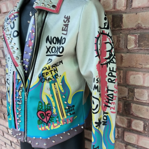 Robert Phillipe Graphic Cropped Jacket Faux Leather Biker Rocker Studded XL - Picture 9 of 13